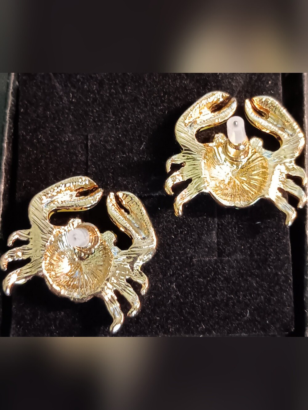 Crab Heart Stud Earrings (New) - Picture 2 of 4